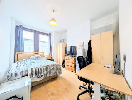 3 bedroom maisonette to rent - Photo 2