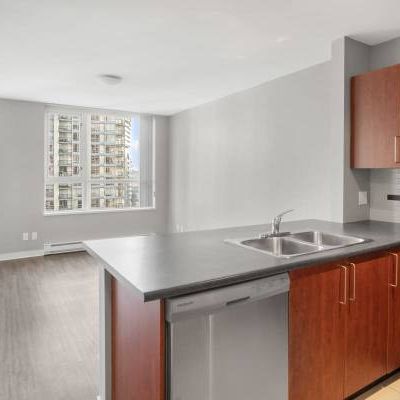 2/BD 2/BA, in Vancouver BC, Spacious Balconies and Patios - Photo 3