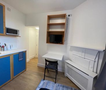 Studio to rent - Photo 2