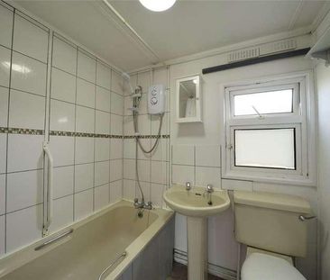 Rozel Court, Beck Row, Bury St. Edmunds, Suffolk, IP28 - Photo 2