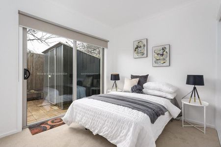 Stylish, Low-Maintenance Home with Unbeatable Convenience - Photo 5