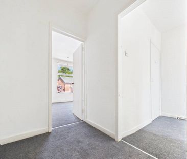 Vernon Avenue, Old Basford, Nottingham, Nottinghamshire, NG6 - Photo 6