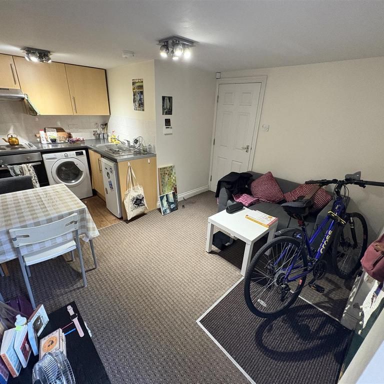 1 bedroom apartment to rent - Photo 1