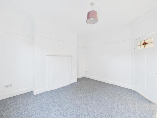 Marlowe Road, Hilary Mansions, Wallasey, Merseyside, 3 bedroom, Apartment - Photo 1