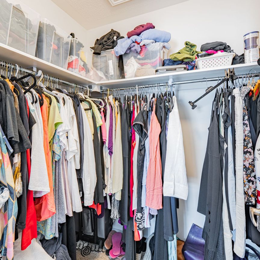 For Lease - 6 Darvoy Mews, Orleans - Convent Glen and Area, Ontario - Photo 1