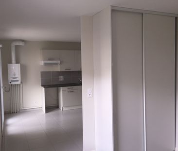 Location Appartement 2 pièces 34m² - Photo 2