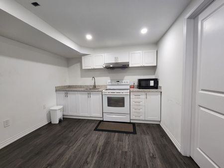 For Lease - 7 Wolverine Way, Toronto, Ontario - Photo 2