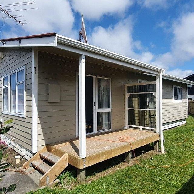 Lovely Two Bedroom House - Photo 1