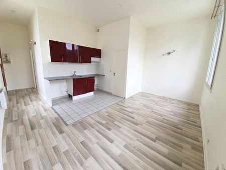 Location appartement 2 pièces, 36.21m², Sainte-Geneviève-des-Bois - Photo 4