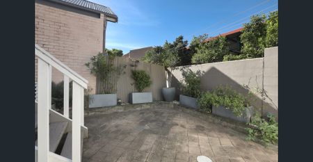 Cute Cottage - Photo 4