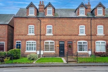 3 bedroom terraced house to rent - Photo 4