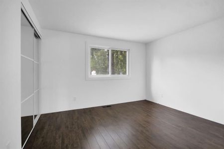 For Lease - 14 Lazy Nol Court, Stittsville - Munster - Richmond, Ontario - Photo 5