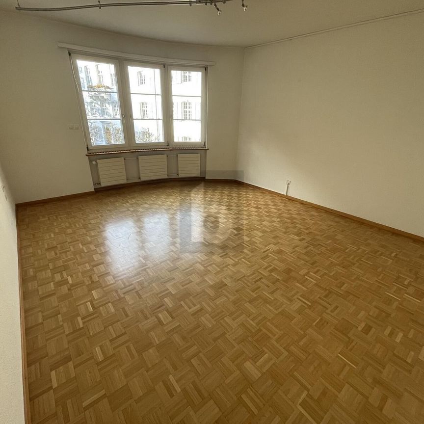 GENEROUS IN THE HISTORIC STEDTLI! - Foto 1