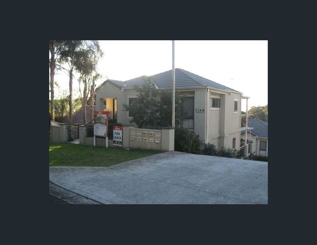 3/21A Woodlawn Ave, Mangerton, NSW 2500 - Photo 1