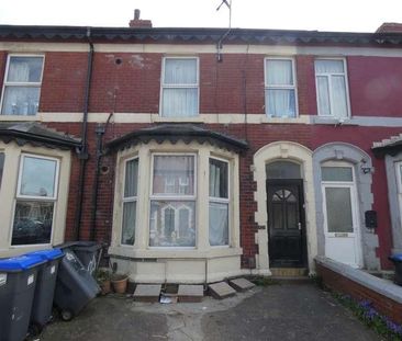 Clifford Road, Blackpool, FY1 - Photo 4