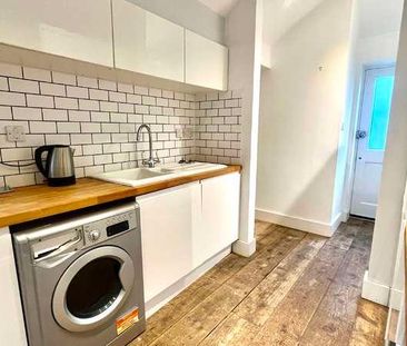 Kingston Road, Leatherhead, KT22 - Photo 6