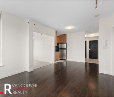 Penthouse in Downtown Vancouver, BC - Photo 2