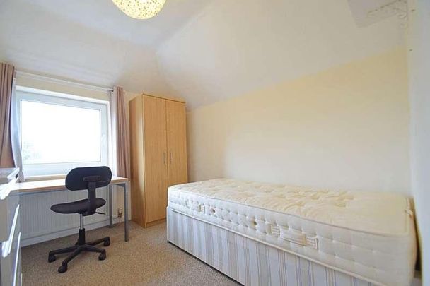 Stanmore, SO22 - Photo 1