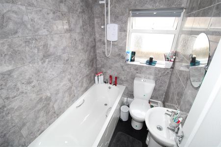 Room For Rent Collins Terrace, Pontypridd - Photo 5