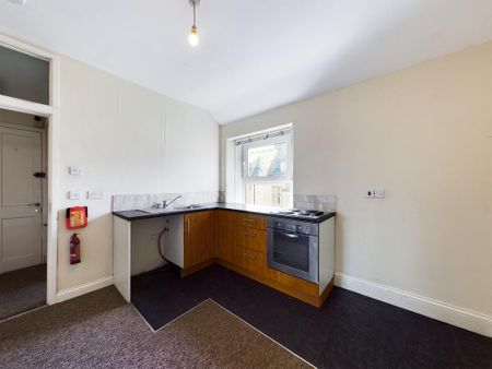 1 bedroom flat to rent - Photo 5