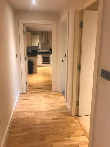 1 Bed Flat, Block B, LS2 - Photo 2