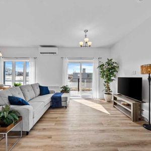 EN PROMOTION : Chaleureux 4 1/2 à louer - Quartier Équestre - Sherbrooke - Photo 2