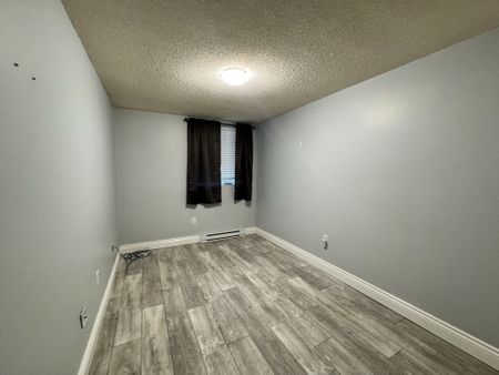 For Lease - 65 Highland Cres Crescent Unit# 106, Kitchener, Ontario - Photo 3