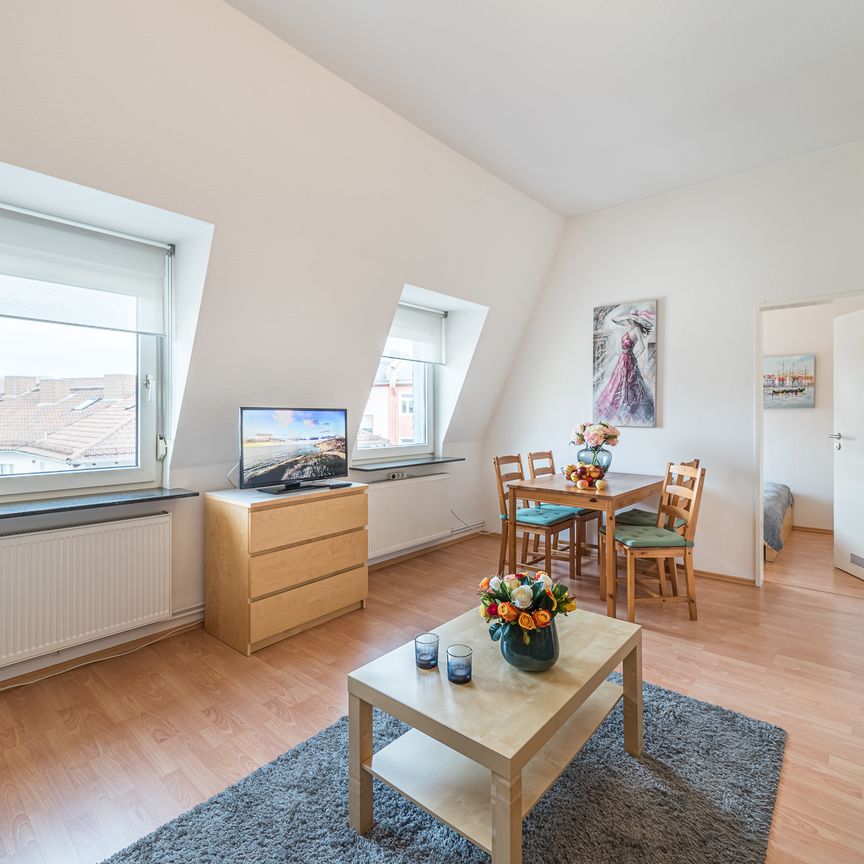 City-Residence: Gut möblierte 2-Zi.-Wohnung in beliebter Lage von Sachsenhausen - Photo 1