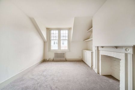 A charming two bedroom apartment in the popular village area of Tunbridge Wells - Photo 5