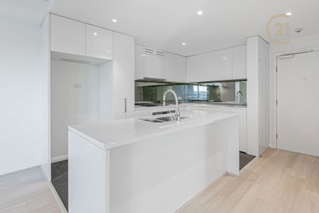 Exceptional North Facing 2 Bedroom Apartment - Photo 5