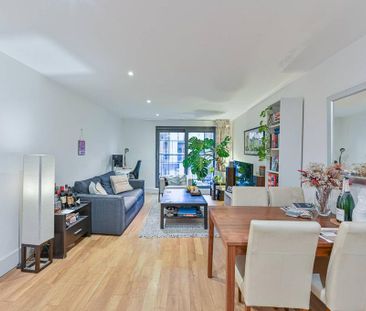 2 bedroom flat to rent - Photo 3