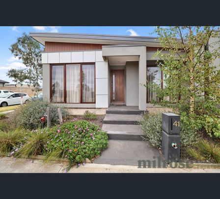 5 Amberley St, Tarneit, Vic 3029 - Photo 1