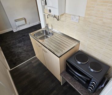 Flat 3, Mitford Place, Armley, Leeds, LS12 1NH - Photo 6