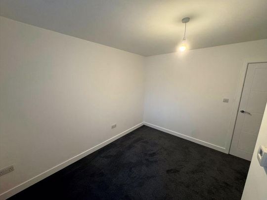 1 bedroom ground floor flat to rent - Photo 1