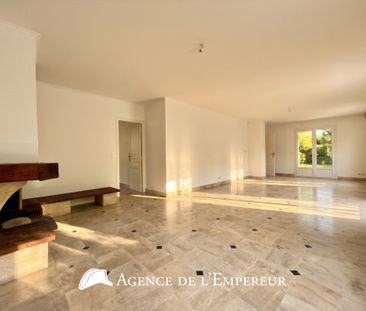 Tout savoir sur cette maison dans le quartier Buzenval, à Rueil-Mal... - Photo 3