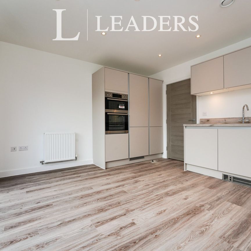 3 bedroom town house to rent Rooksmoor Mill, Woodchester - Photo 1