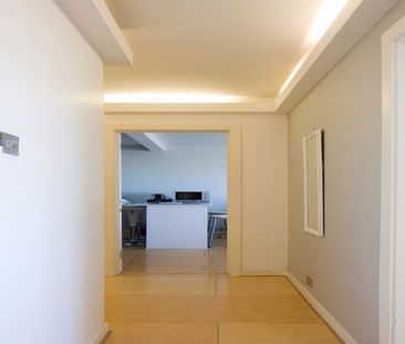 2 Bed Flat, Kings Road, BN1 - Photo 6