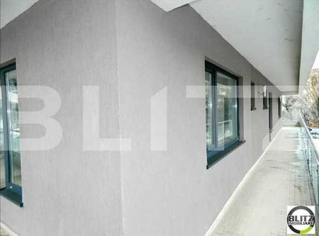4 camere, 140 mp + 70 mp TERASA, imobil nou, zona Plopilor! - Photo 4