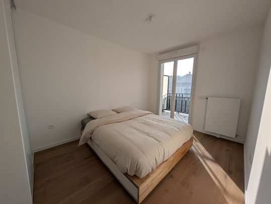 Location Appartement 4 pièces 82m² - Photo 1