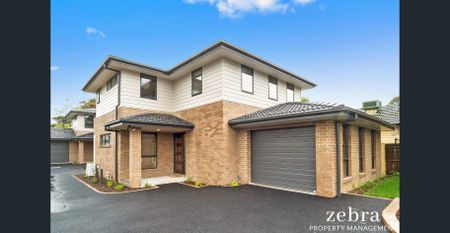 Spacious Townhouse In A Convenient Location! - Photo 2