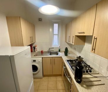 Burns Street, Arboretum, Property for rent - Photo 3