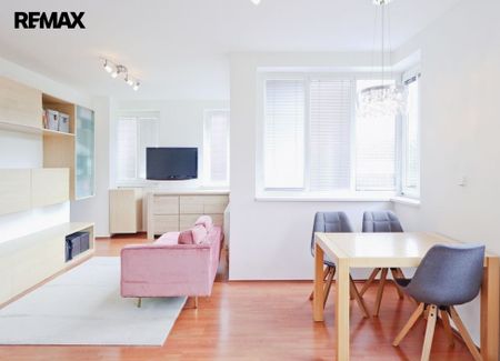 Pronájem bytu 2+kk v osobním vlastnictví 52 m², Praha 5 - Košíře - Fotografie 2