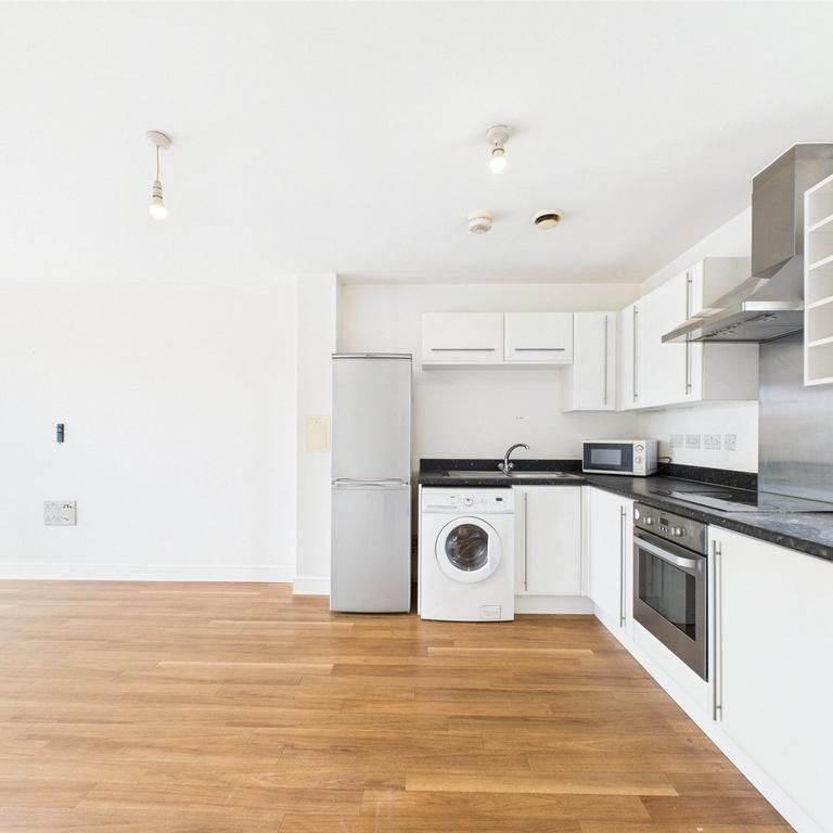 1 bedroom flat to rent - Photo 1