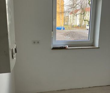 Gut Geschnittene 3 Zimmerwohnung mit Zeitmietvertrag bis zum 30.06.... - Photo 3