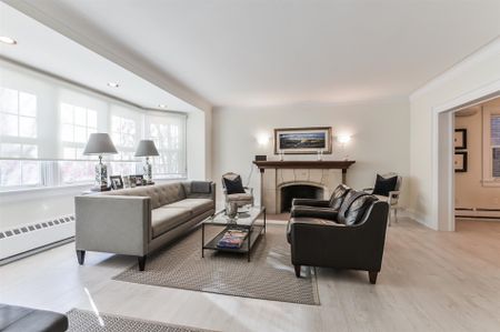 For Lease - 16 Farnham Avenue Unit# Main, Toronto, Ontario - Photo 5