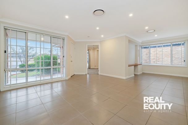 11 Timbara Court, Wattle Grove NSW 2173 - House For Rent | Domain - Photo 1