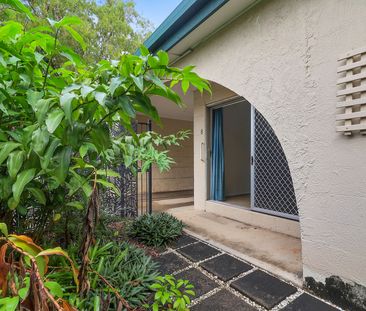 Two Bedroom Home on Greenslopes Street - Photo 2