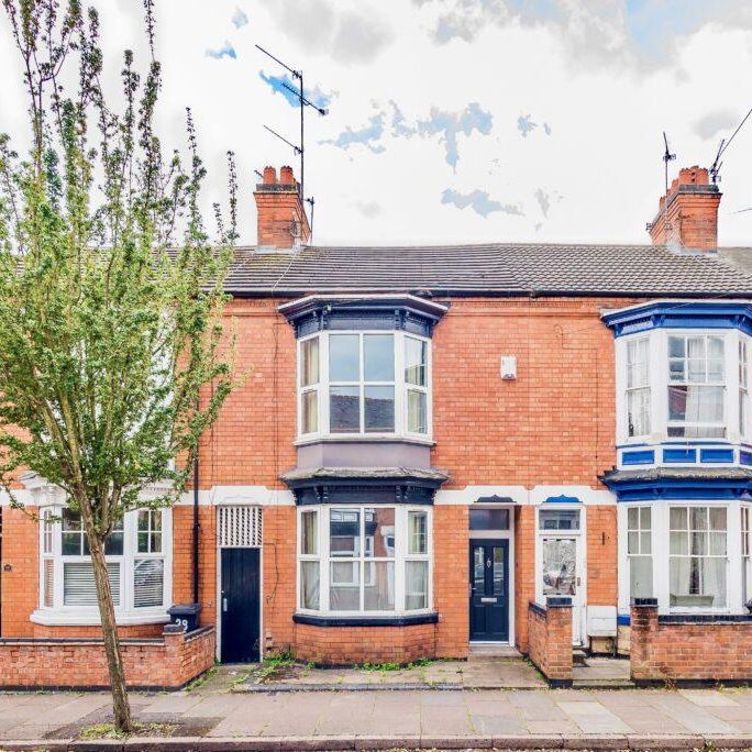 5 bedroom terraced house to rent - Photo 1