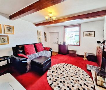 2 bedroom terraced house to rent - Photo 2