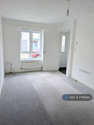 2 bedroom semi-detached house to rent - Photo 1